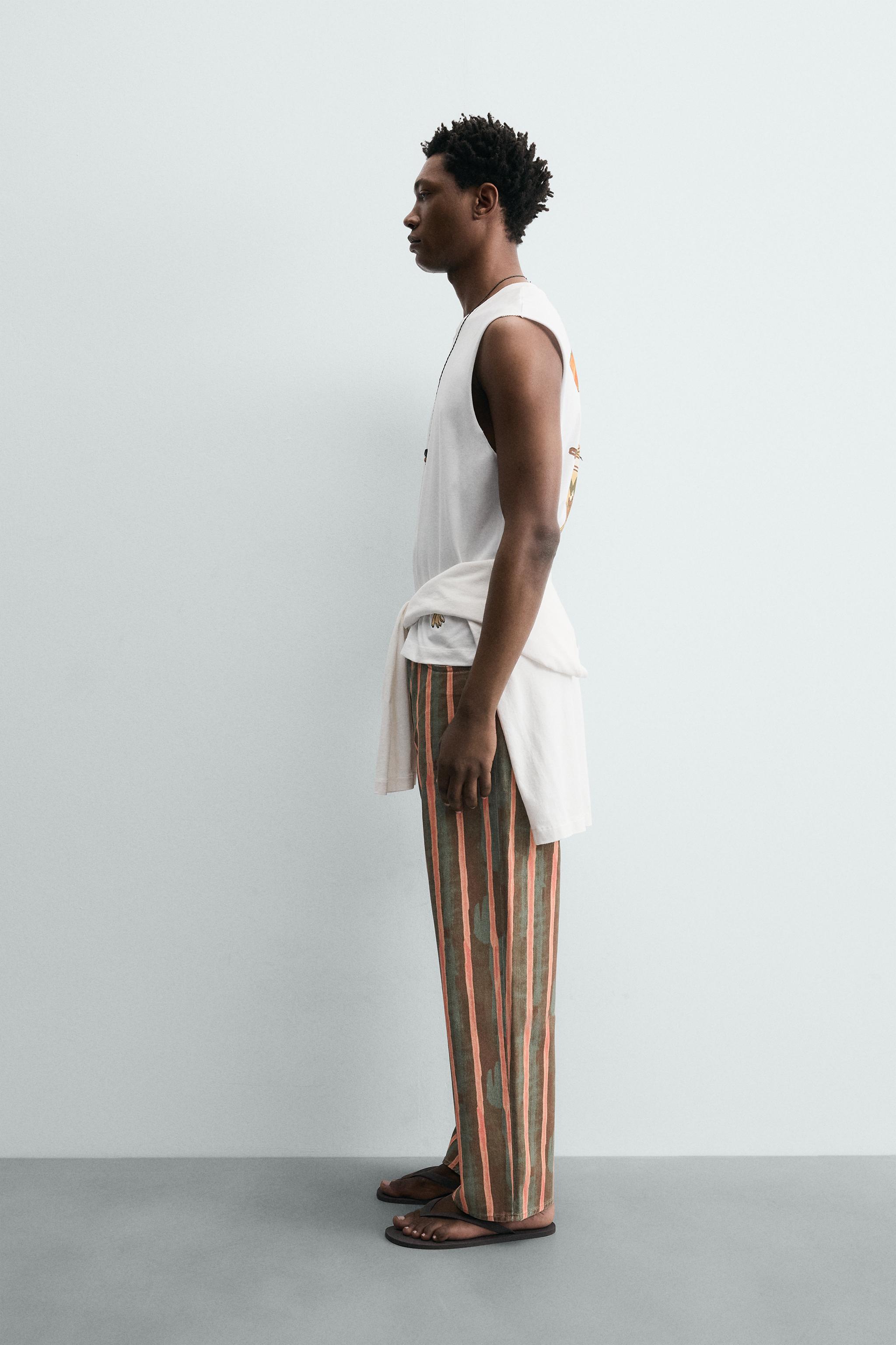 BANANA EMBROIDERED TANK TOP